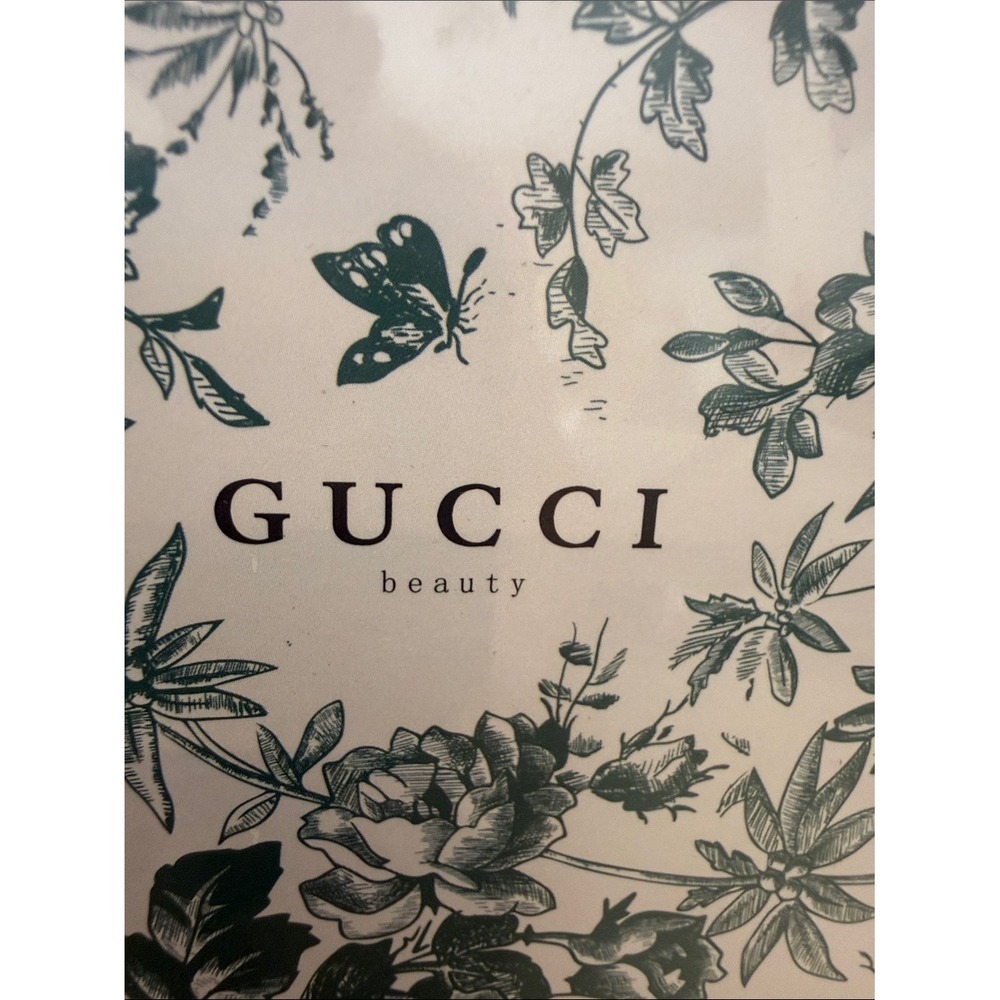 New Gucci Beauty Green Floral Notebook